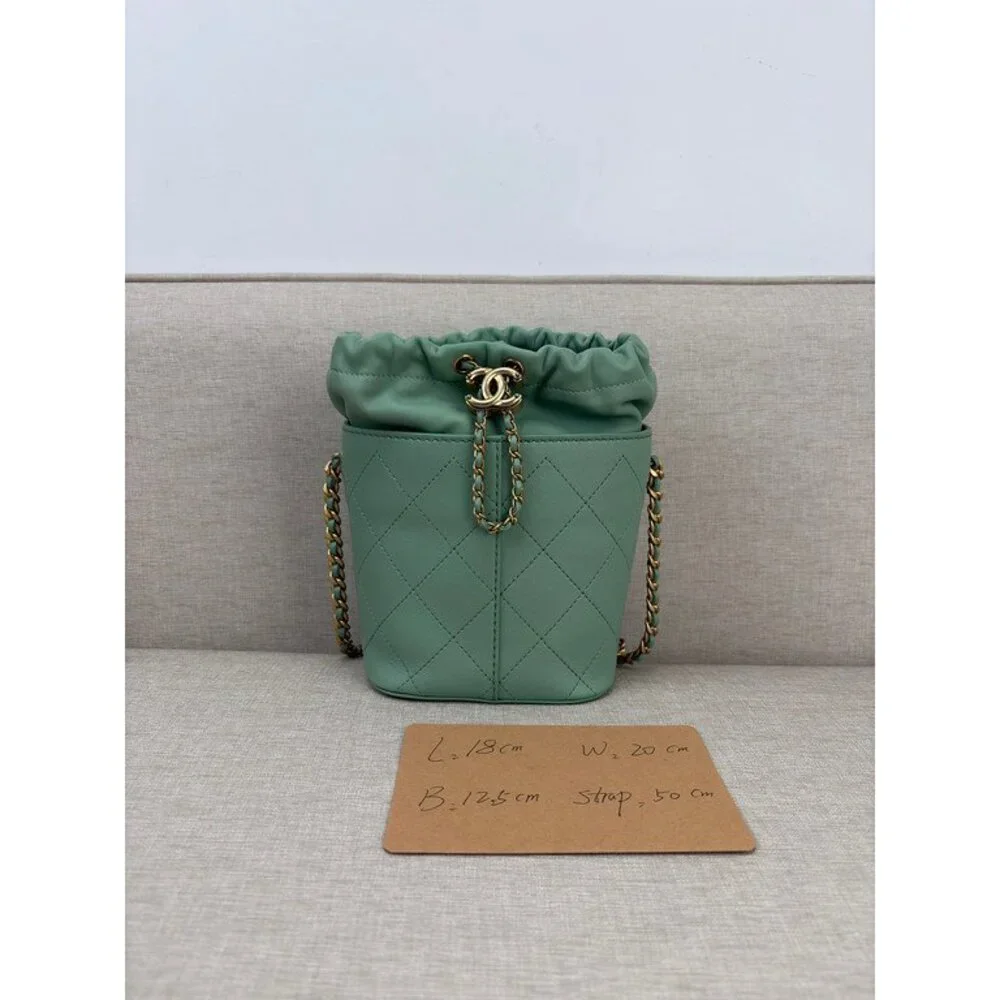 CHANEL Green Caviar Drawstring Bucket Bag AGHW